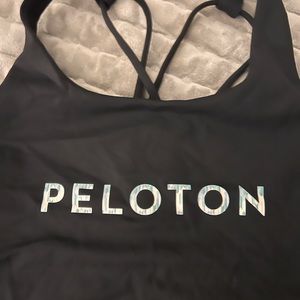 Lululemon Peloton sports bra size 8. Like new